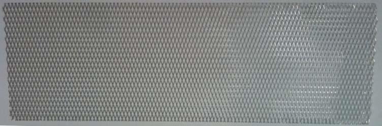 Grillgaller grillnät aluminium 33x100cm, 20x10mm, silver vertikalt mönster.