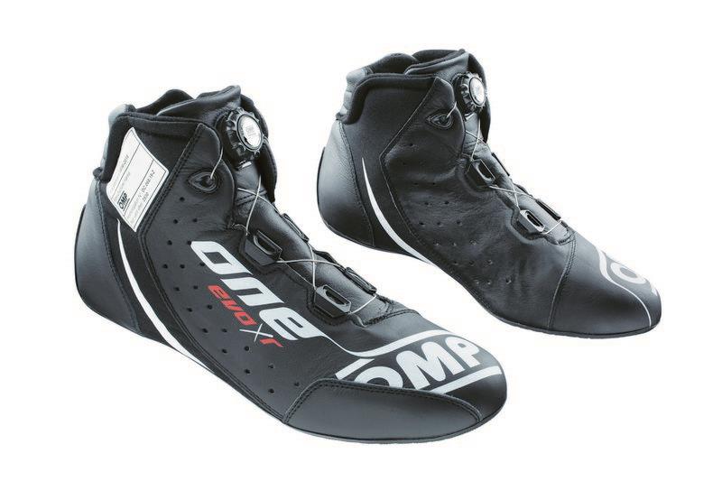 ONE EVO X R SHOES FIA 8856-2018 BLACK SZ. 40