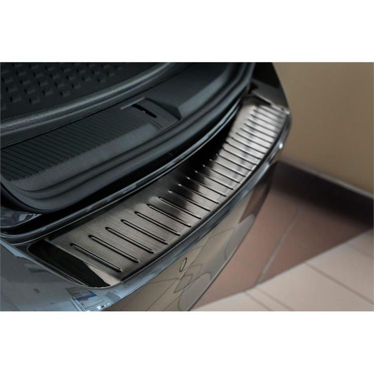 Zwart RVS Achterbumperprotector passend voor Volkswagen Passat 3G Variant 2014-2023 'Ribs'