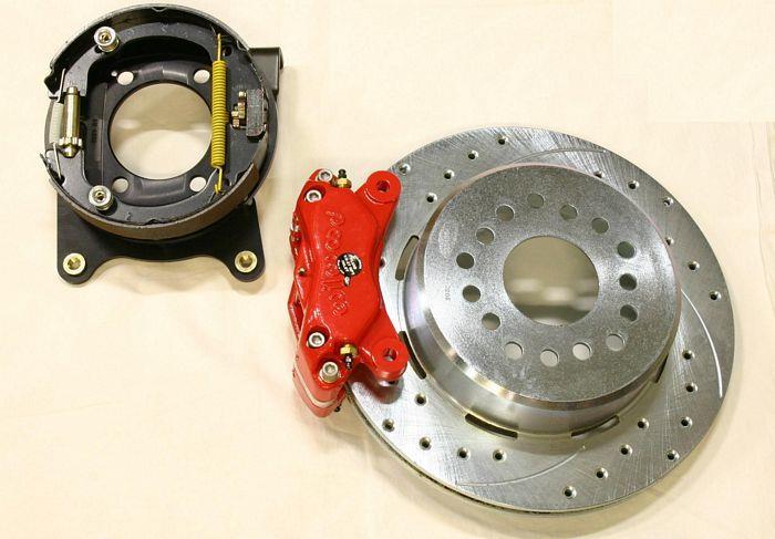 Brake Kit Rear Drilled Discs, Red Caliper