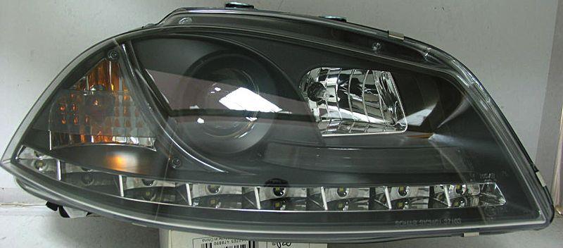 Set Koplampen in DRL-Look passend voor Seat Ibiza/Cordoba 6L 2002-2008 - Zwart