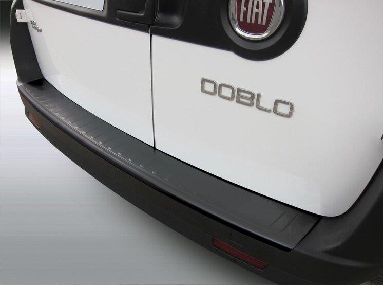 Lastskydd Svart - Fiat Doblo 2015-