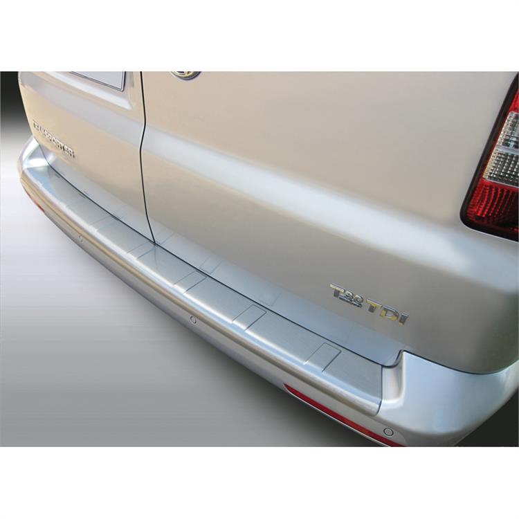 ABS Achterbumper beschermlijst Volkswagen T5 Caravelle/Multivan 6/2012- 'Ribbed' (voor gespoten bumpers)  'Brushed Alu' Look