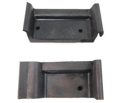 Radiator mounting pad