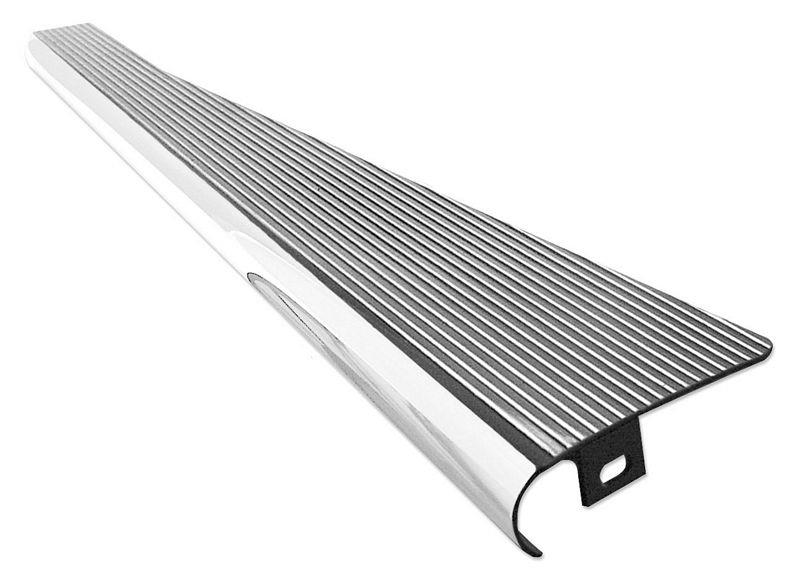 Running Board Black Aluminum With Polished Edge And Rib .