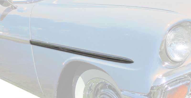 RH FENDER MOLDING