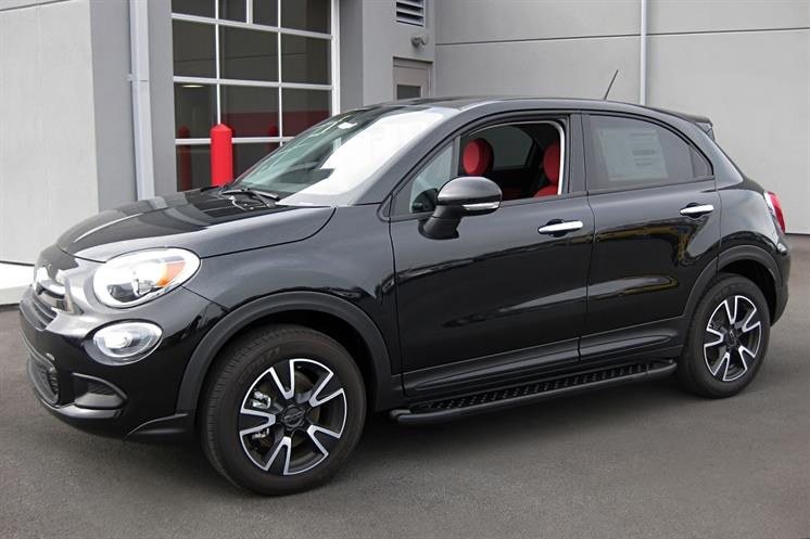 SIDESTEPS BLACK ANTI-SLIP - Fiat 500X 2015-