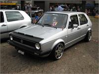 Motorkapsteenslaghoes passend voor Volkswagen Golf I/Jetta I 1977-1983 (+ cabrio 1983-) + Alfa Romeo 75 1985-1991 zwart