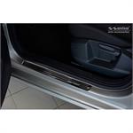 3D Black Carbon Door sill protectors suitable for Volkswagen Golf Sportsvan 2014- 2-pieces - 'Performance'